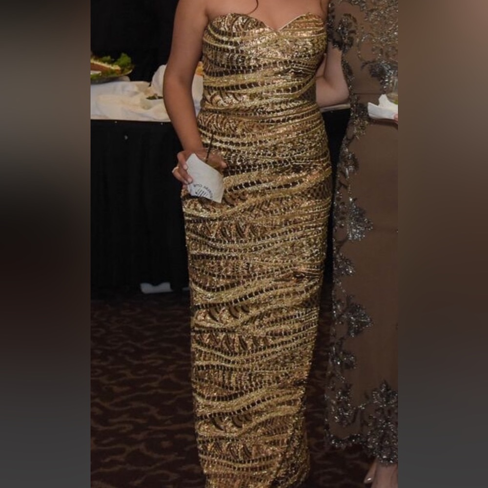 Size 6 beaded and sequin gold dress!
